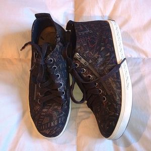NWOB Rockport leather lace and zip shoes sz.5.5
